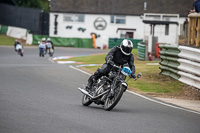 Vintage-motorcycle-club;eventdigitalimages;mallory-park;mallory-park-trackday-photographs;no-limits-trackdays;peter-wileman-photography;trackday-digital-images;trackday-photos;vmcc-festival-1000-bikes-photographs